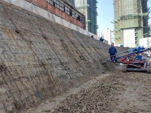 平乐建筑边坡支护